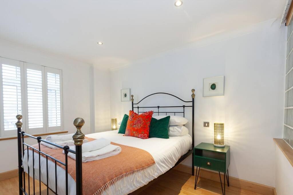 Apartment In The Heart Of The City Centre, Live Like A Local オックスフォード エクステリア 写真
