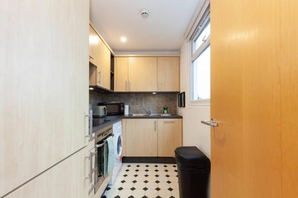 Apartment In The Heart Of The City Centre, Live Like A Local オックスフォード エクステリア 写真