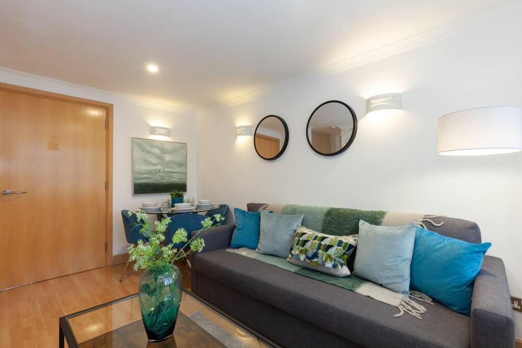 Apartment In The Heart Of The City Centre, Live Like A Local オックスフォード エクステリア 写真