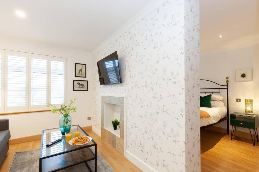 Apartment In The Heart Of The City Centre, Live Like A Local オックスフォード エクステリア 写真