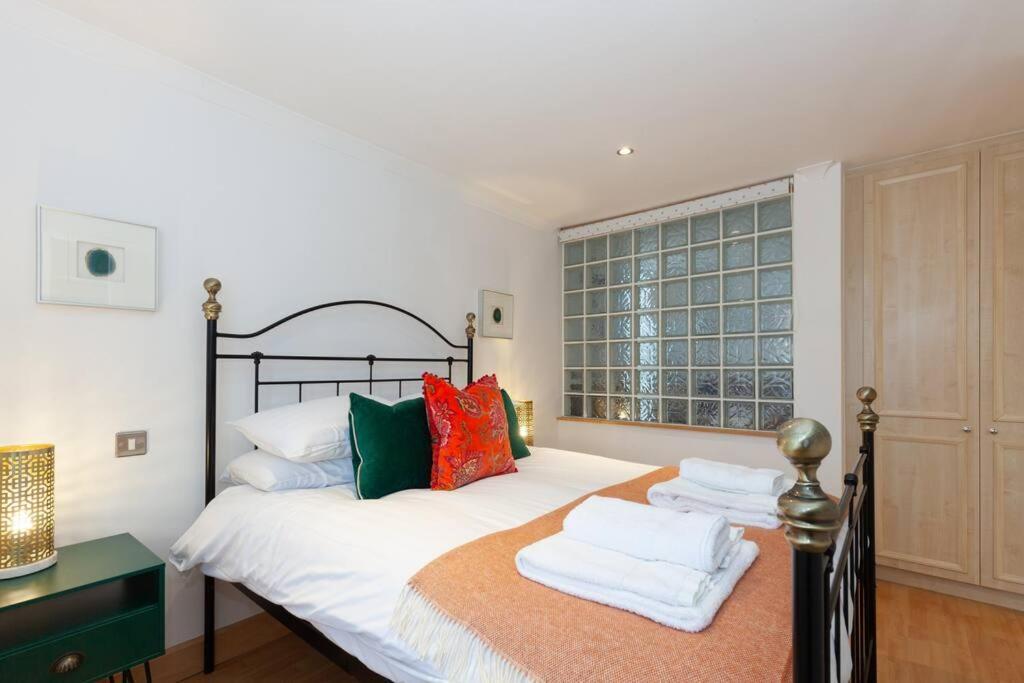Apartment In The Heart Of The City Centre, Live Like A Local オックスフォード エクステリア 写真