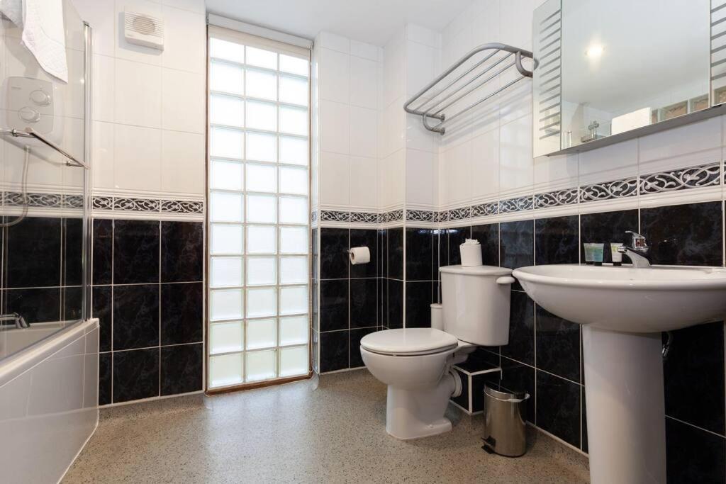 Apartment In The Heart Of The City Centre, Live Like A Local オックスフォード エクステリア 写真